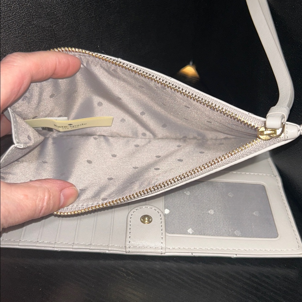 Kate Spade Wallet with Quilted Leather in Dove Gray - Picture 4 of 4